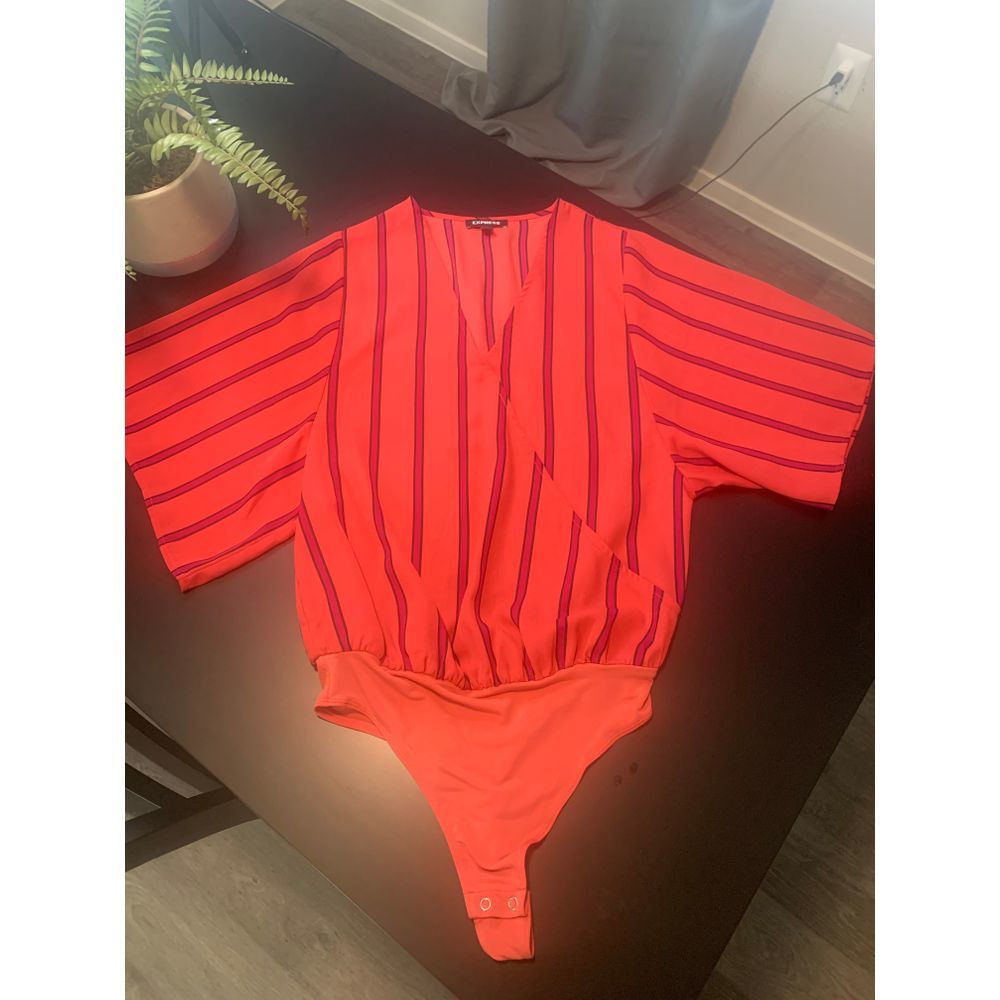 Express One Piece Top Size Small